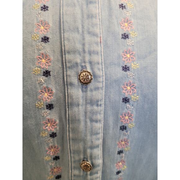 VTG Northern Reflections Chambray Shirt M Blue Embroidered Denim GUC - Picture 9 of 11